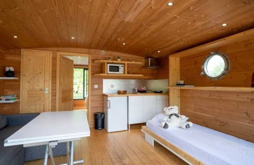 Chassenard Cabin | Cabane - Piscine - eeceda