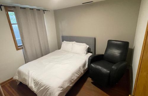 Bridgeland Apartment | Cabernet Sauvignon Escape