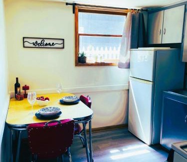 Bridgeland Apartment | Cabernet Sauvignon Escape