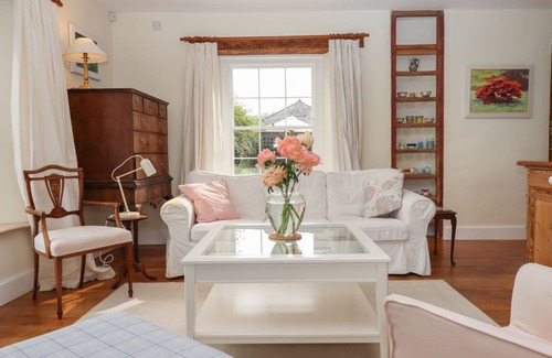 Sticklepath Cottage | Cabin ∙ 1 bedroom ∙ 2 guests