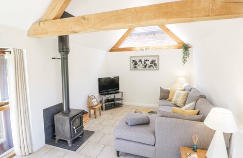 Uckington Cottage | Cabin ∙ 1 bedroom ∙ 2 guests
