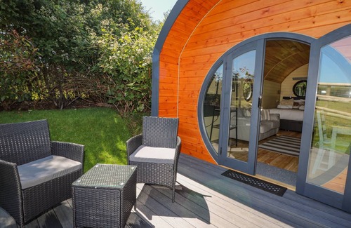 Ford Cottage | Cabin ∙ 1 bedroom ∙ 2 guests