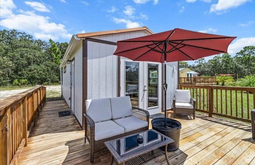 Sugarmill Woods Cabin | Cabin #1 Zen At The Palms 5 Star Adult Resort minutes from scalloping & fishing