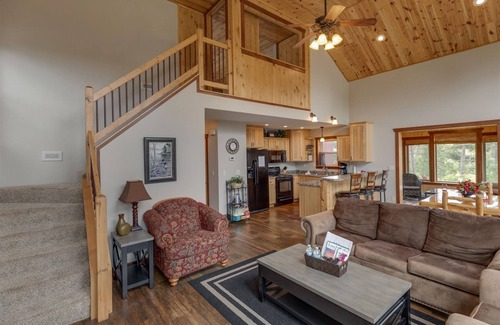 Walker Cabin | Cabin 107 - Pet Friendly/Closed Loft/Modern, Clean, Comfortable
