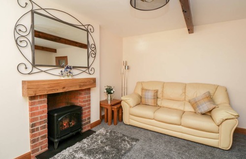 Annan Cottage | Cabin ∙ 2 bedrooms ∙ 4 guests