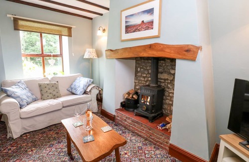 Stockton-on-Tees Cottage | Cabin ∙ 2 bedrooms ∙ 4 guests