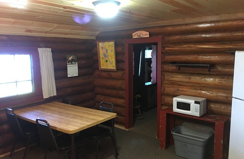 Deer River Cabin | CABIN #2 (Wolf) Beautiful log cabin situated right on the lake!