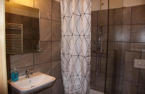 Borgarnes Apartment | Cabin 3 at Lundar Farm