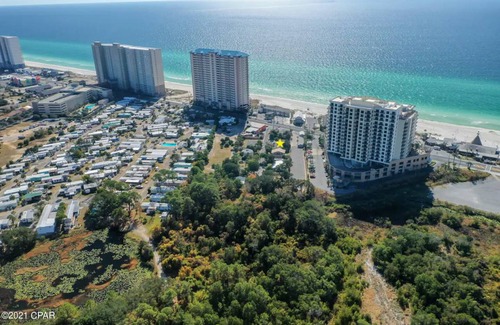 Panama City Beach Cottage | Cabin ∙ 3 bedrooms ∙ 8 guests