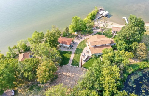 Longville Cabin | Cabin 3, Lien's Resort, Up North Cabin on Leech Lake, Fishing, Swimming, Boating