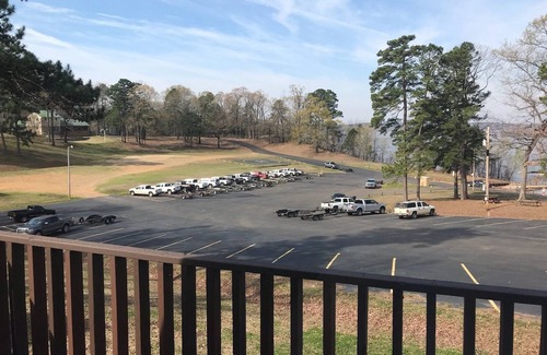 Columbus Cabin | Cabin 3- Overlooks Yarborough Landing and Millwood Lake