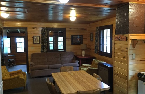 Deer River Cabin | CABIN #4 (Bear) Beautiful knotty pine cabin tucked back by the woods!