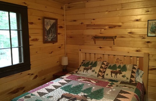 Deer River Cabin | CABIN #4 (Bear) Beautiful knotty pine cabin tucked back by the woods!
