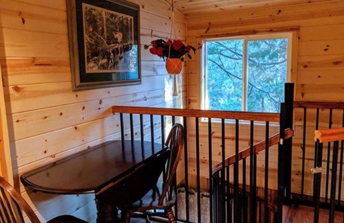 Strawberry House | Cabin #4