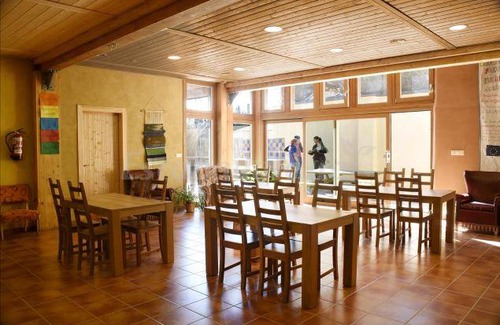 Pinos Puente Cottage | Cabin ∙ 8 bedrooms ∙ 33 guests