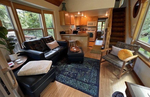 Lakebay Cabin | Cabin Among the Cedars – Secluded Forest Hideaway Near Beaches & Trails