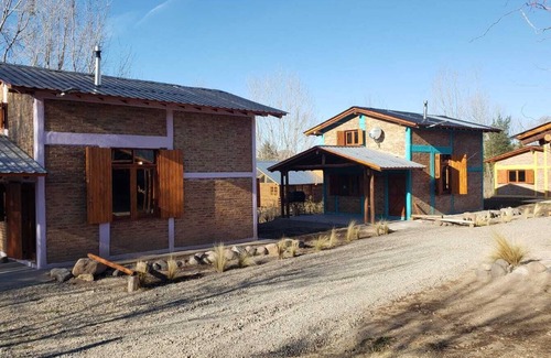Tunuyan Cabin | Cabin Arroyo de Uco - Between mountains, streams and wineries