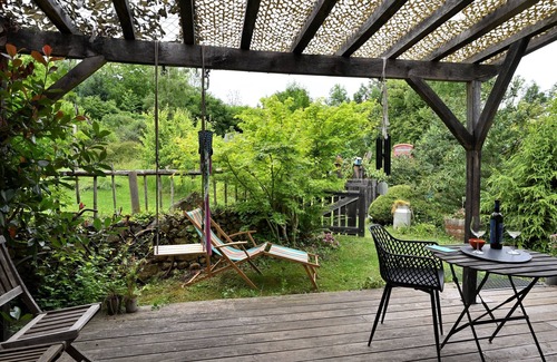 Arrien-en-Bethmale Cabin | Cabin 'Belle Lune' with Mountain View, Private Terrace and Private Garden