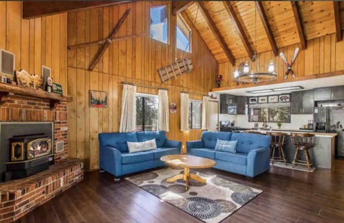 Running Springs Cabin | Cabin Chateau Relaxo Cabin large game room. Walking distance to town.