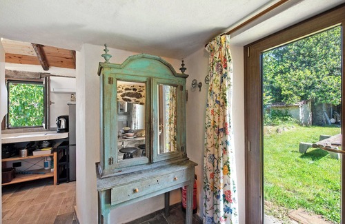 Casaleggio Boiro Cabin | Cabin 'Delle Castagne' with Mountain View, Wi-Fi and Air Conditioning