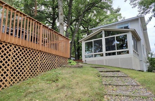 Zimmerman Cabin | Cabin Escape - Lakefront - Sauna - Firepit - Paddleboards - Kayak