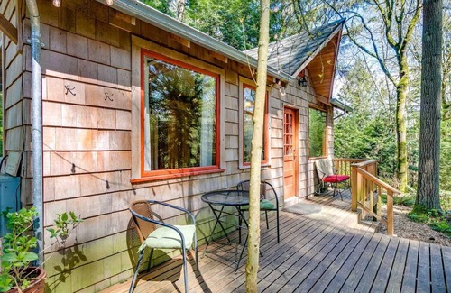 Rollingbay Cabin | Cabin Fever - Private Cabin in the Woods