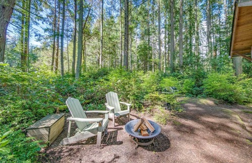 Rollingbay Cabin | Cabin Fever - Private Cabin in the Woods