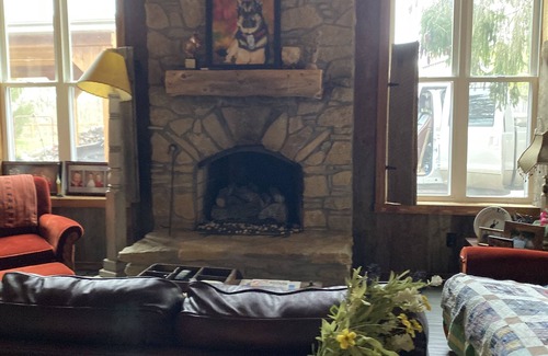 Chaplin Cabin | CABIN GET AWAY SECLUDED bourbon trail! Kentucky at its best !