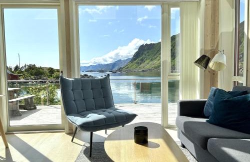Ballstad House | Cabin in Lofoten with spectacular view