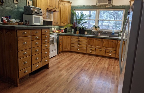 Oden Cabin | Cabin in Ouachita mountains with hot tub and great views!