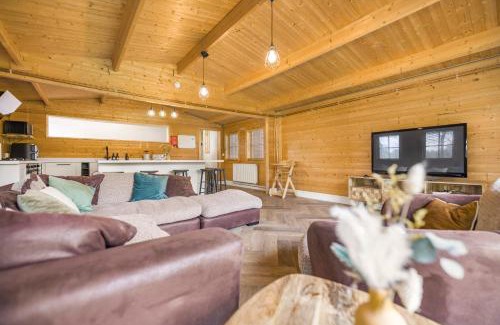 Halstead House | Cabin in the countryside