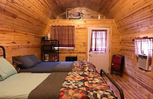 Octavia Cabin | Cabin near the Kiamichi River and mountains for the outdoor ATV/UTV enthusiast!