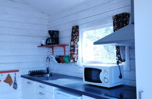 Bergkvara House | Cabin on a hill with a view of the sea near the beach