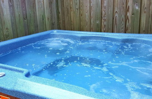 Elkins Cabin | Cabin Rental near Elkins, WV- Hot tub: Sauna : Wifi : Gas-log Fireplace