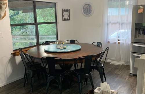 Doniphan House | Cabin Right on Current River, conveniently located close to town.