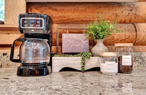Beaver Shores Cabin | Cabin Sweet Cabin - Modern Log Cabin @ Beaver Lake W/Hot Tub