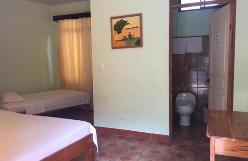Canton Abangares Hotel | Cabinas Brisas del Golfo