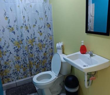 Tortuguero House | Cabinas Miss Miriam 2