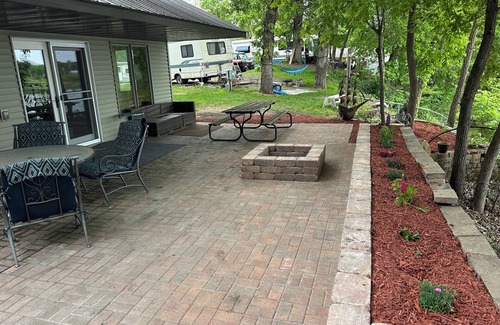 Waterville Cabin | Cabins overlooking the lake Sakatah, bordering the state trail
