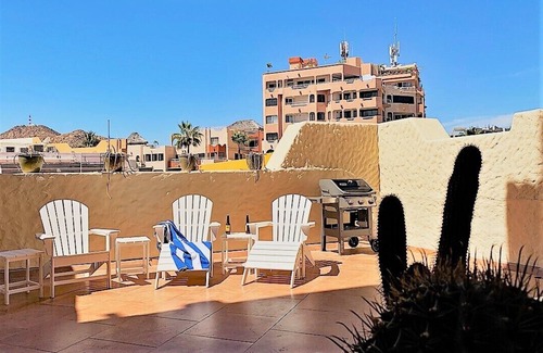 Centro House | Cabo Marina 3-Bedrooms - Spacious & Modern