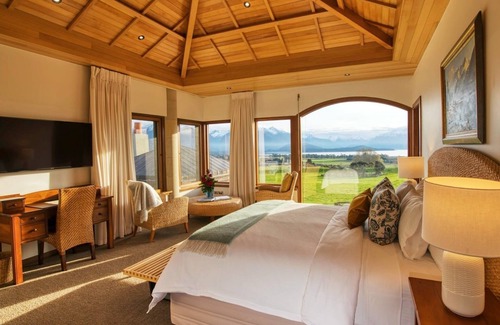Manapouri Cabin | Cabot Lodge