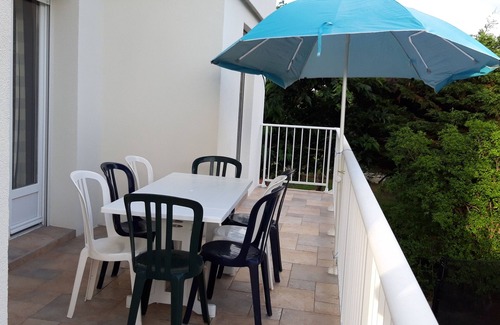 Le Home House | CABOURG/LE HOME: Supervised beach 100 m'away. Close to thalasso and golf.
