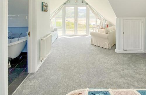 Fairbourne House | Cae-Fadog Fach