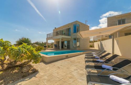 Cala Murada Villa | Cala Murada - 2778-83 Mallorca