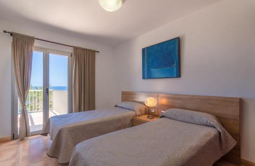 Cala Murada Villa | Cala Murada - 2778-83 Mallorca