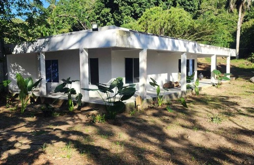 Mamatoco Cabin | CALABAZO Casa MonoCai 500 meters from the entrance to Tayrona Park.