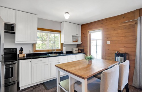 Calabogie Cottage | Calabogie Lake Cottage, walking distance to ski hill