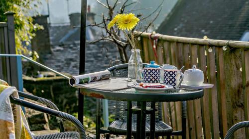 Cromford House | Calamine Cottage