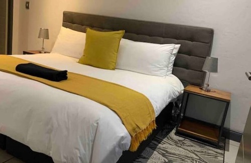 Menlo Park Apartment | Caldesmo Private Apartment in Menlo Park near Menlyn
