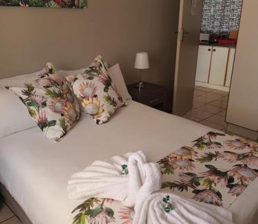 Kimberley House | Caledon Overnight Rooms
